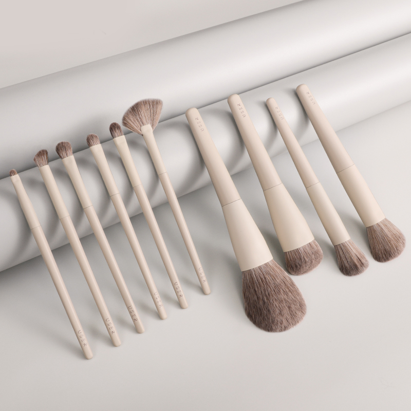 Кисть для макияжа Blush Eye Shadow Highlighter Brush